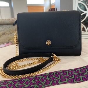 New tory burch Emerson chain wallet black